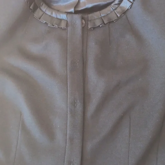 Tahari Snap-Front Ribbon-Trim Blazer ■ Size 10 - Picture 3 of 15